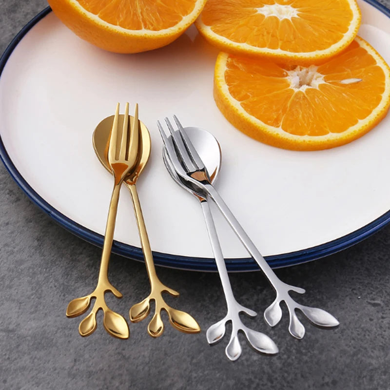 6-Piece Golden Leaf Stainless Steel Spoon Set - Ideal for Coffee, Tea, Dessert, Fruit & Ice Cream – Durable Kitchen Tableware