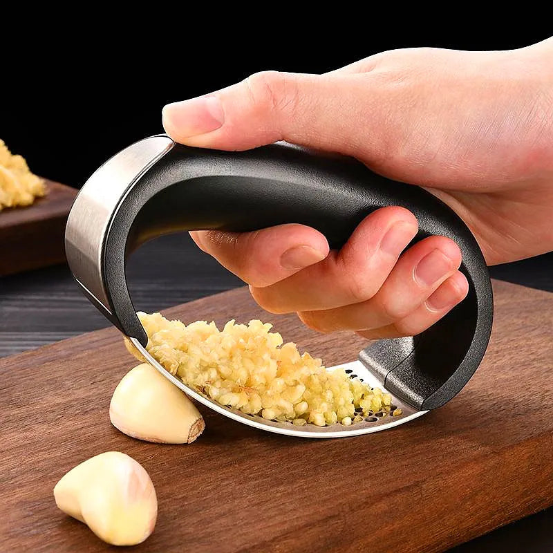 Stainless Steel Garlic Press Crusher - Manual Garlic Mincer for Chopping - Fruit Vegetable Kitchen Tools - Accessories Gadget